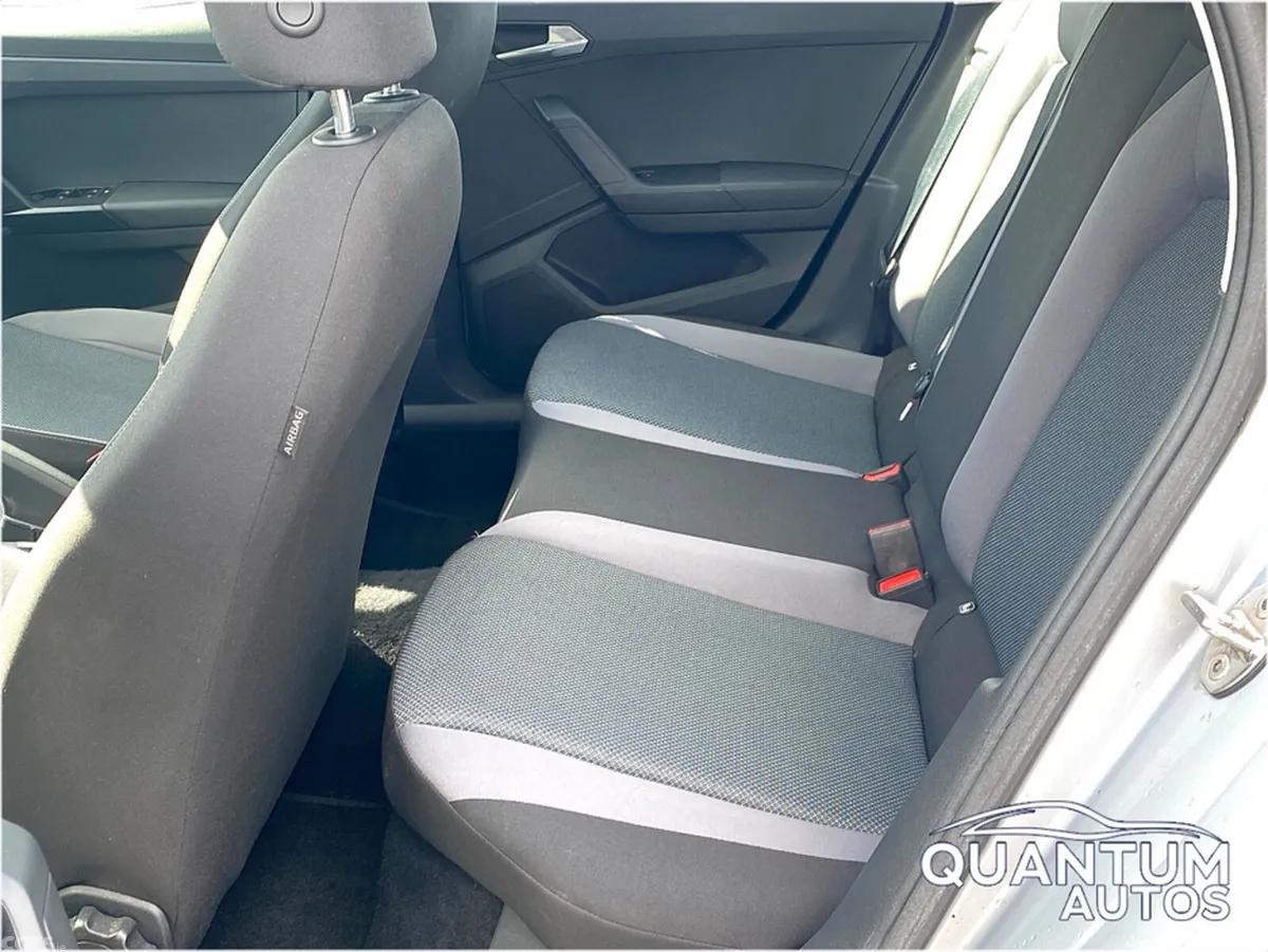 SEAT Arona Hatchback, Petrol, 2020, Grey