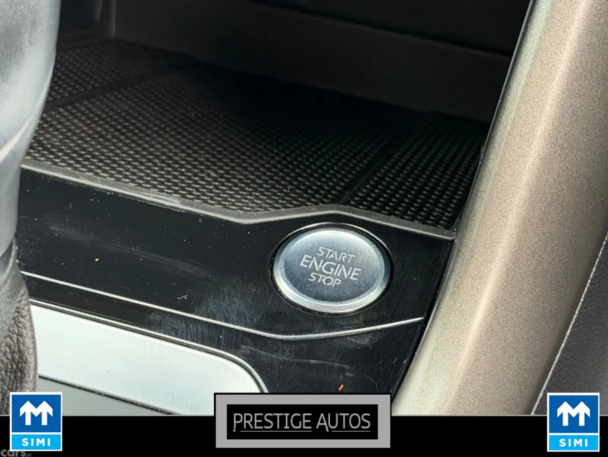 Volkswagen T-Roc SUV, Diesel, 2021, Blue