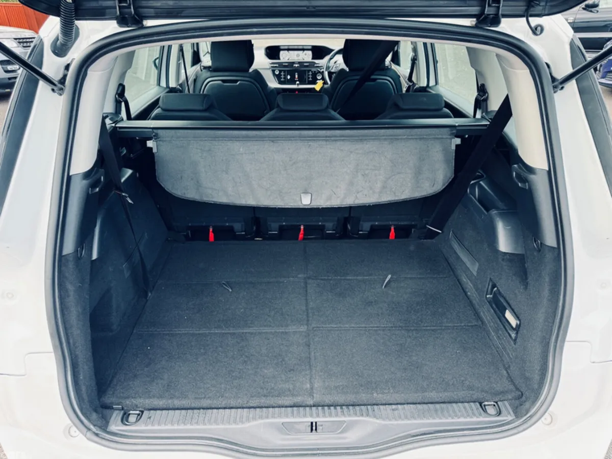Citroen Grand C4 Picasso MPV, Diesel, 2014, White