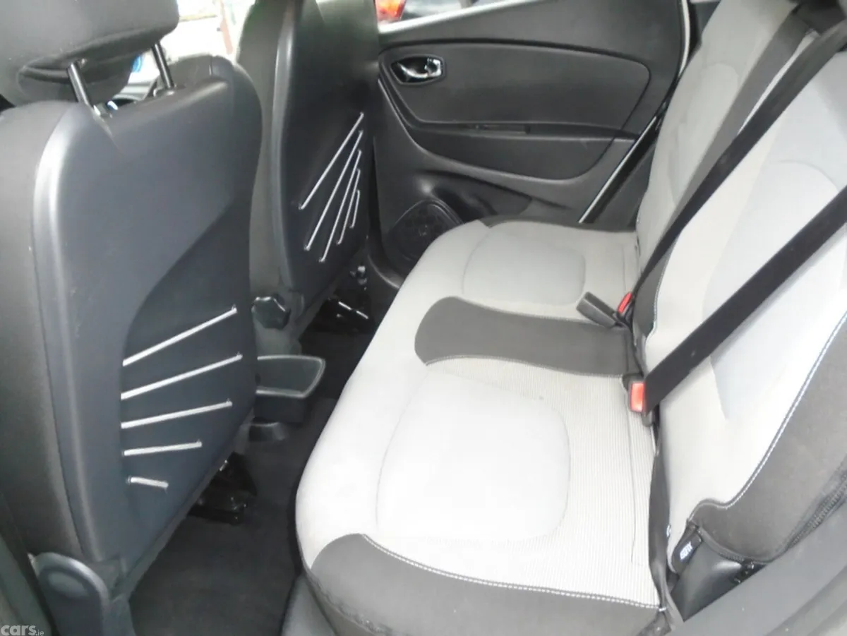 Renault Captur Hatchback, Petrol, 2015, Beige