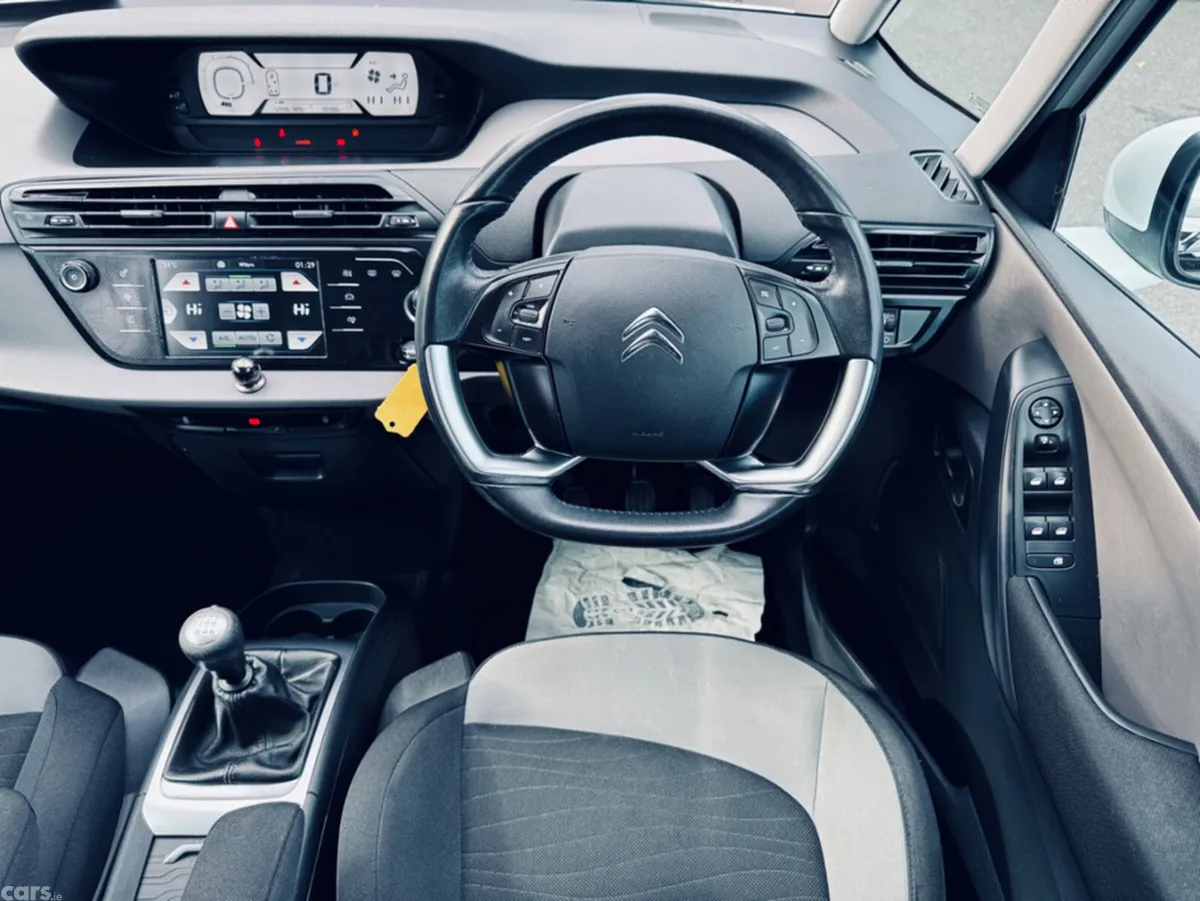 Citroen Grand C4 Picasso MPV, Diesel, 2014, White