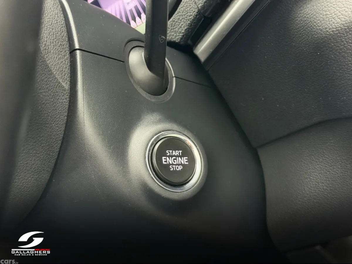 Skoda Karoq SUV, Diesel, 2023, Silver
