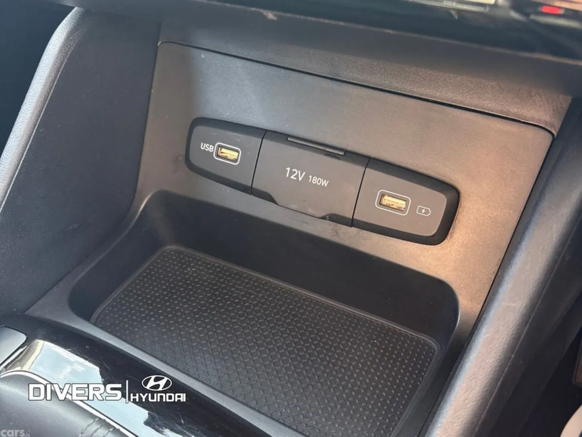 Hyundai Tucson MPV, Diesel, 2023, Red