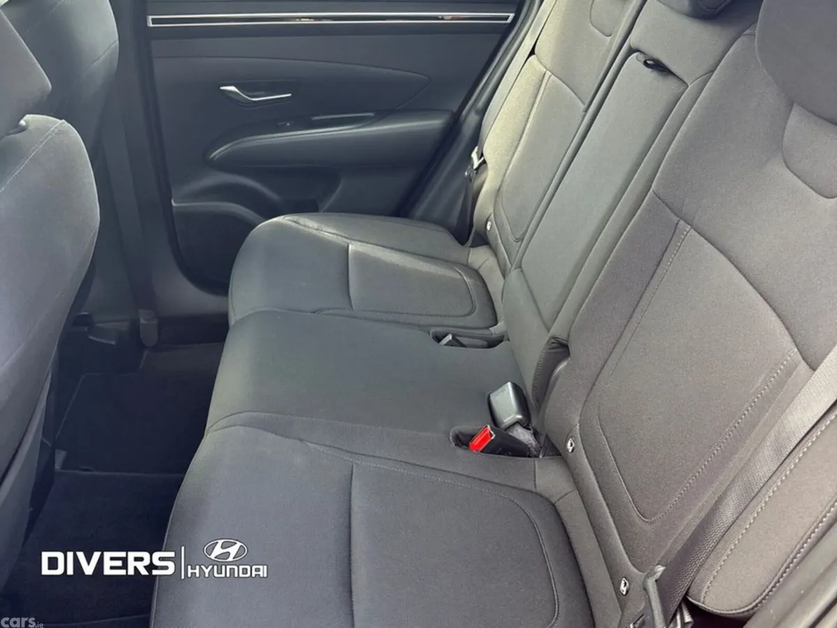 Hyundai Tucson MPV, Diesel, 2023, Red