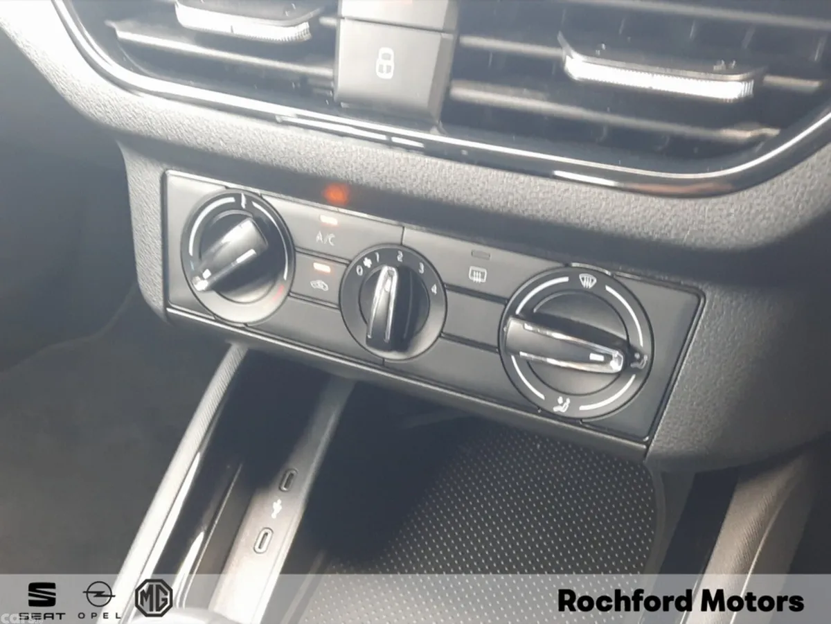Skoda Kamiq Hatchback, Petrol, 2022, Black