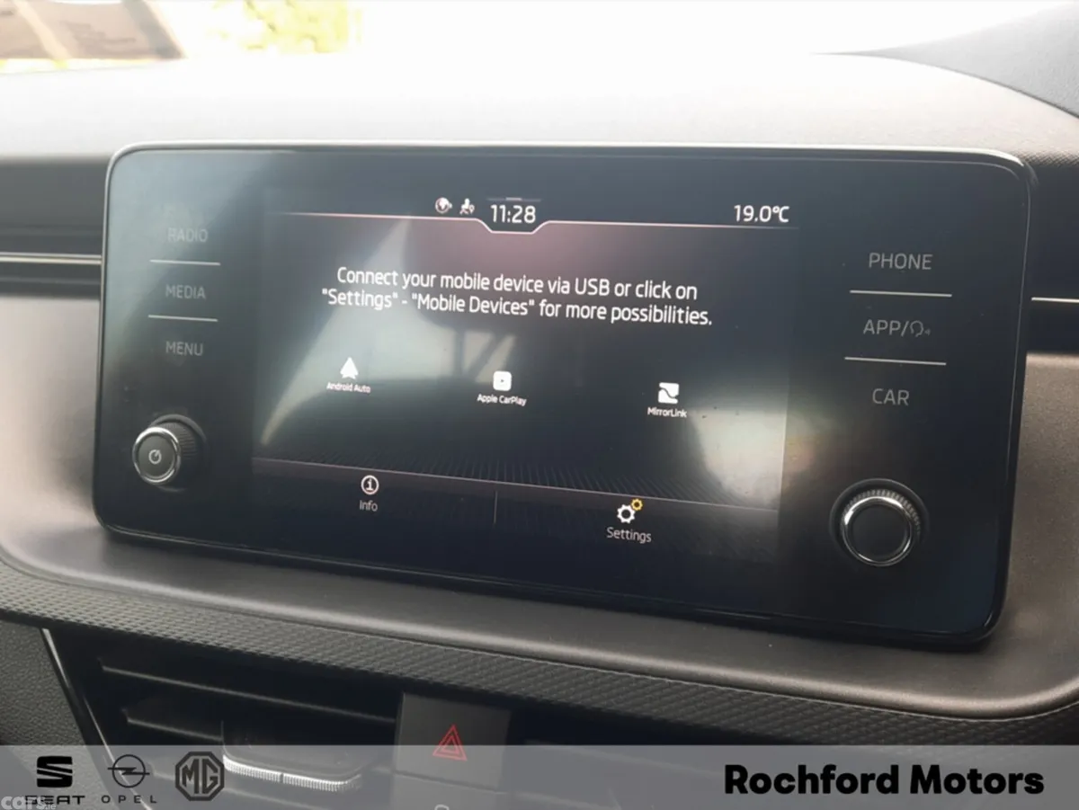 Skoda Kamiq Hatchback, Petrol, 2022, Black