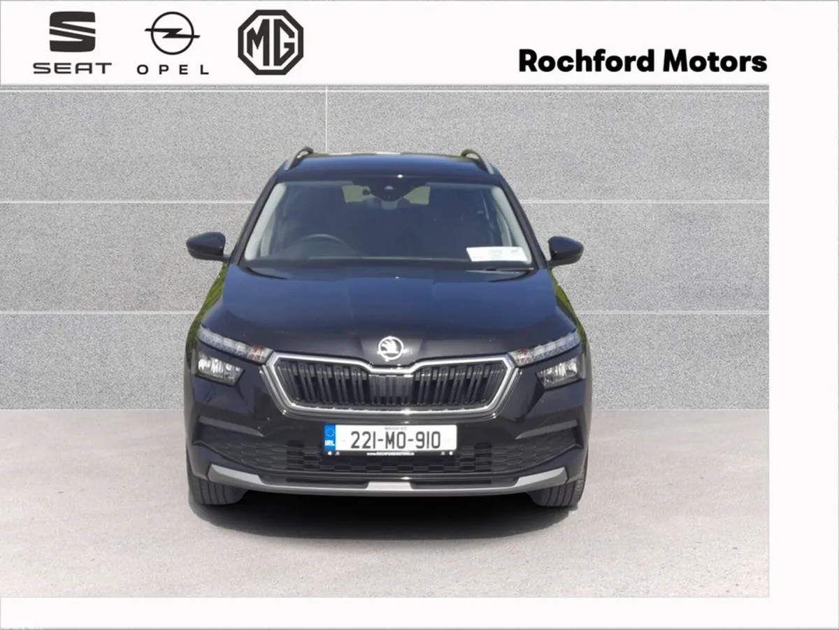 Skoda Kamiq Hatchback, Petrol, 2022, Black