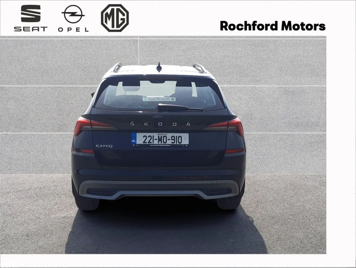 Skoda Kamiq Hatchback, Petrol, 2022, Black