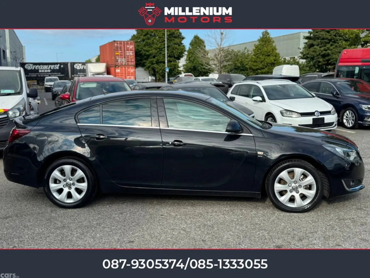 Vauxhall Insignia Hatchback, Diesel, 2015, Black