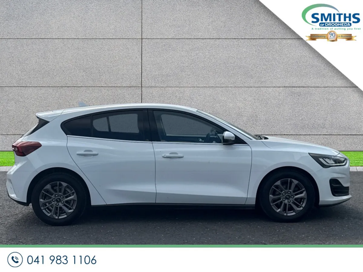 Ford Focus Hatchback, Petrol, 2022, White