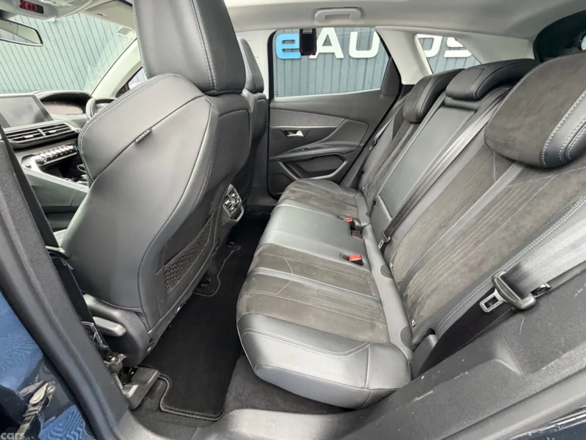 Peugeot 3008 SUV, Diesel, 2021, Grey