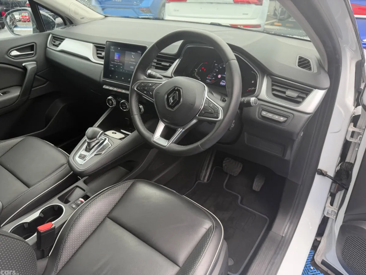 Renault Captur SUV, Petrol, 2021, White