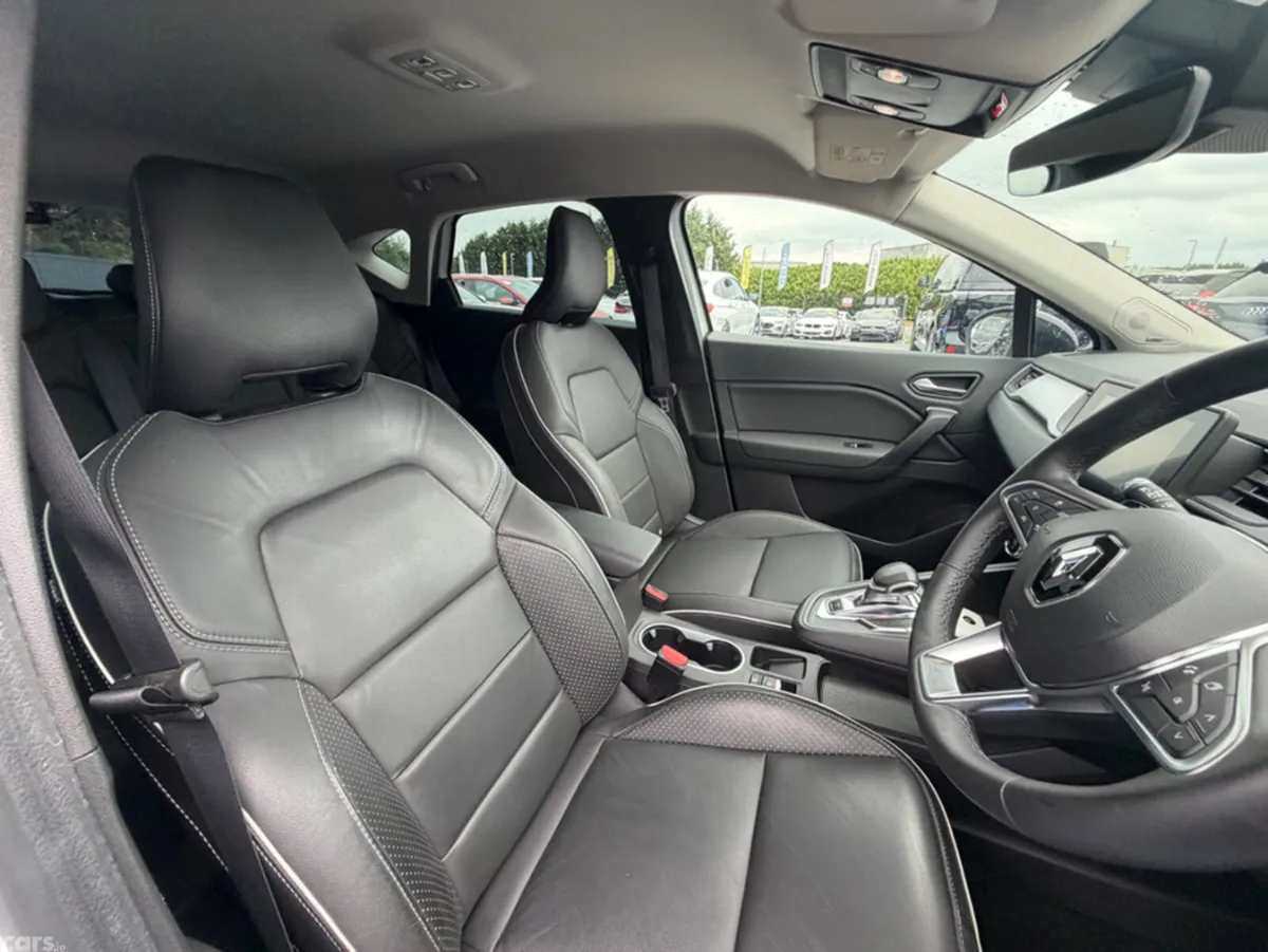 Renault Captur SUV, Petrol, 2021, White