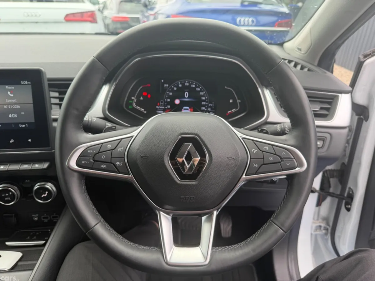 Renault Captur SUV, Petrol, 2021, White
