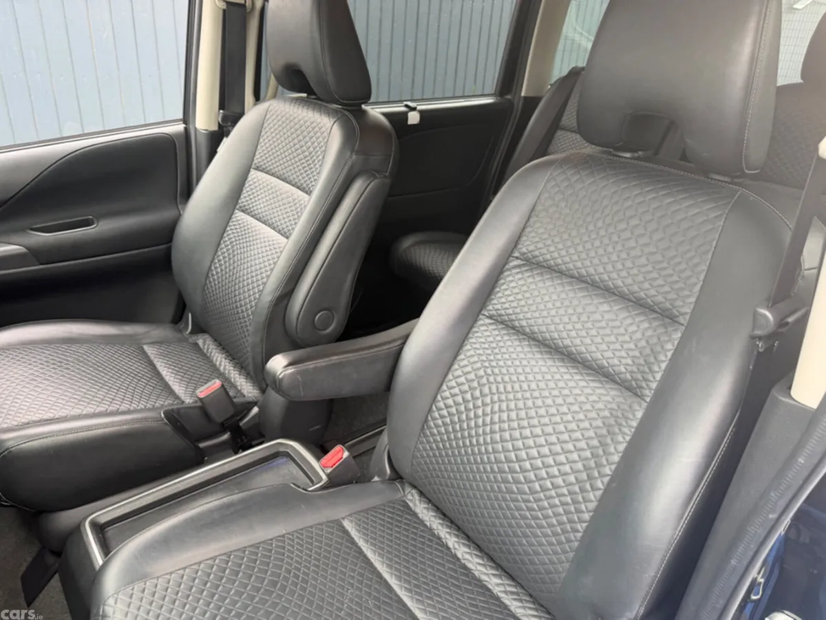 Nissan Serena MPV, Petrol Hybrid, 2021, Black