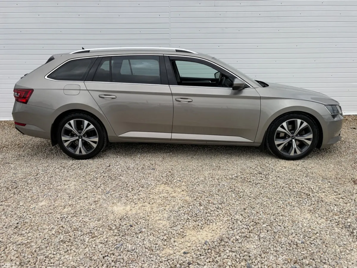 Skoda Superb Estate, Diesel, 2016, Beige