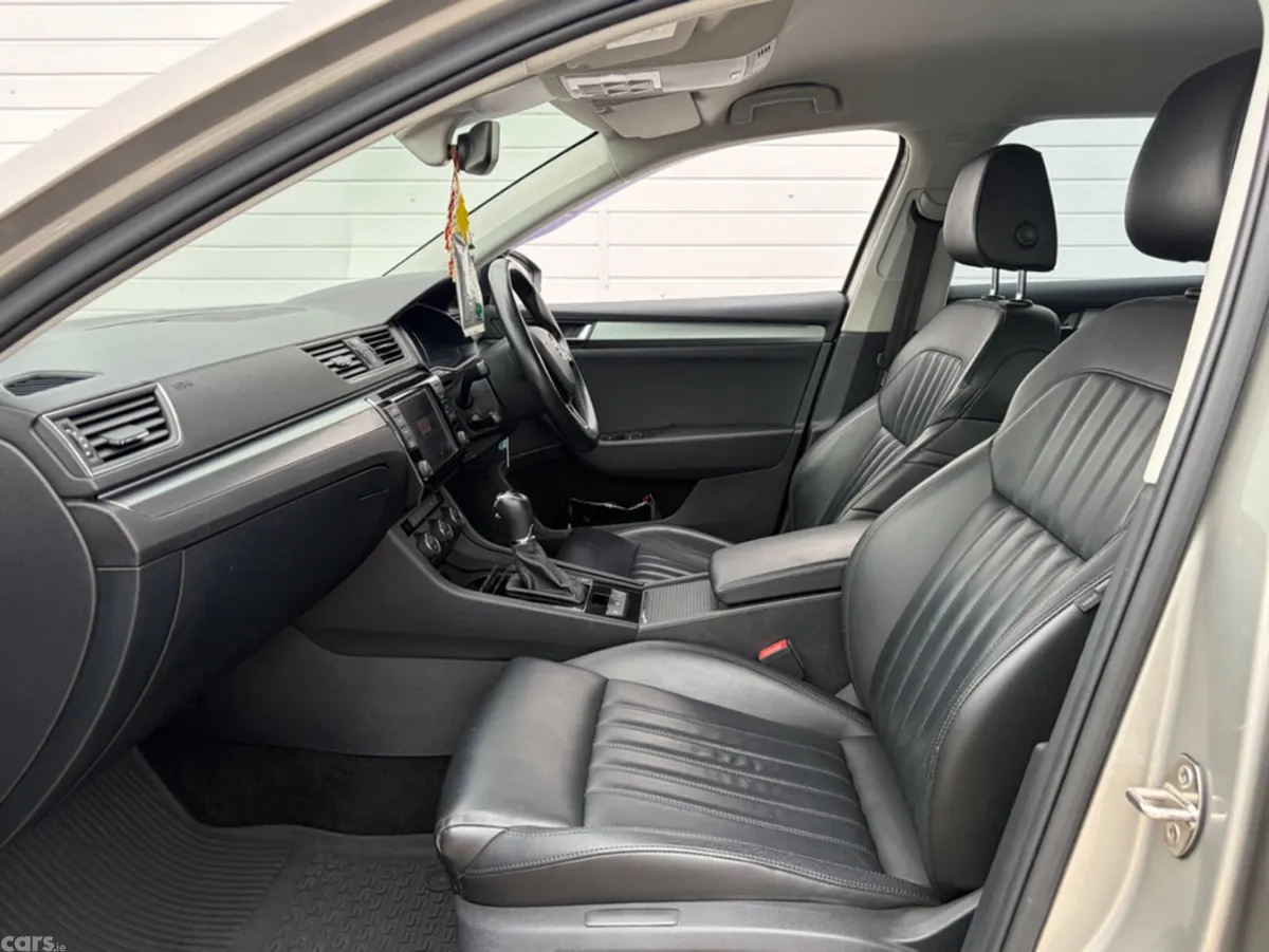 Skoda Superb Estate, Diesel, 2016, Beige