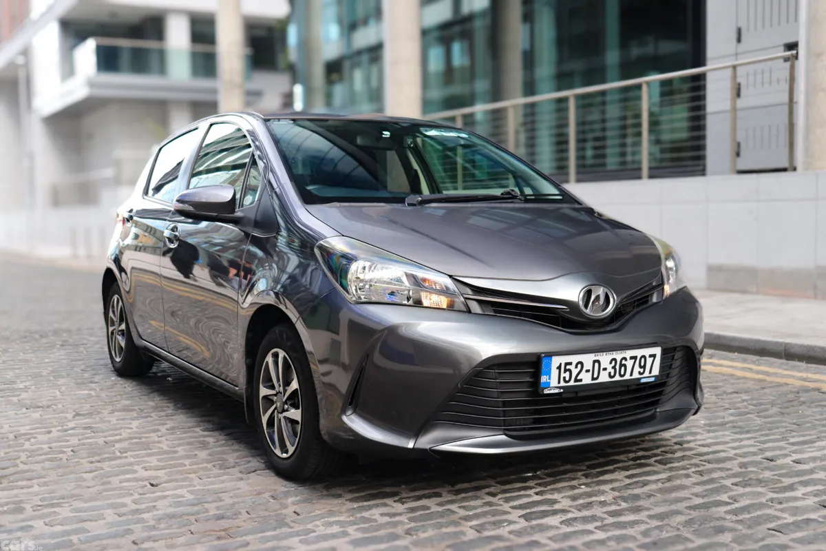Toyota Vitz Hatchback, Petrol, 2015, Grey