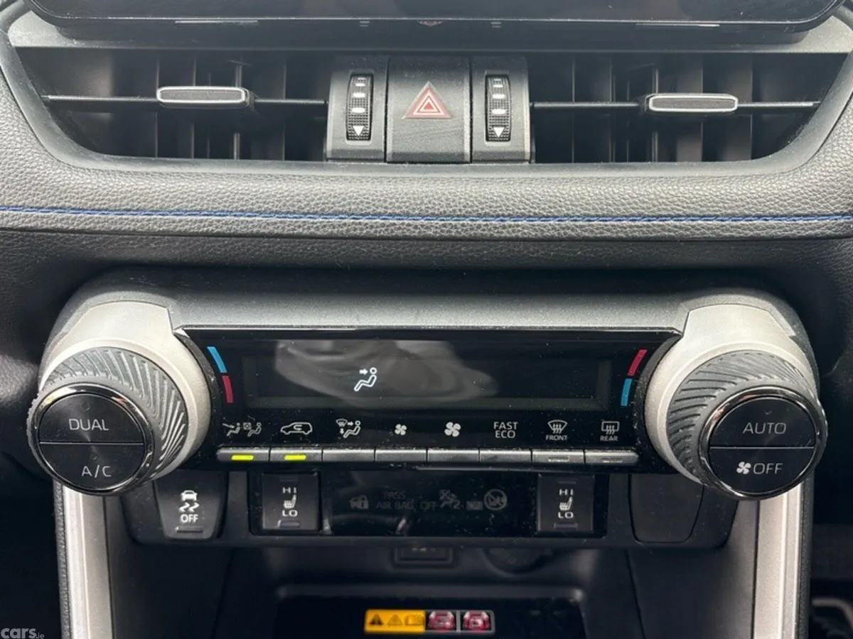 Toyota RAV4 SUV, Petrol Hybrid, 2024, Blue