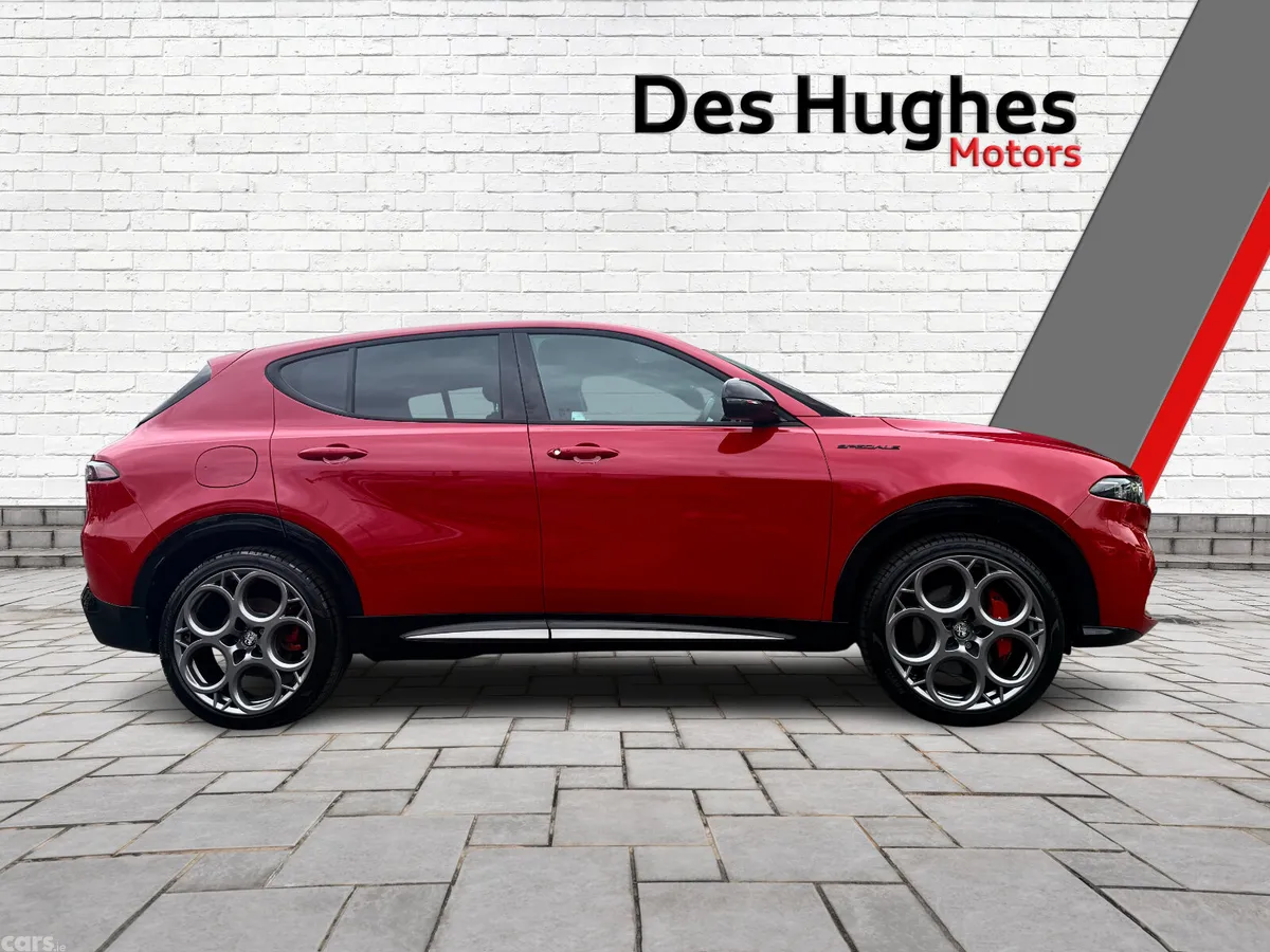 Alfa Romeo Tonale SUV, Petrol Plug-in Hybrid, 2023, Red