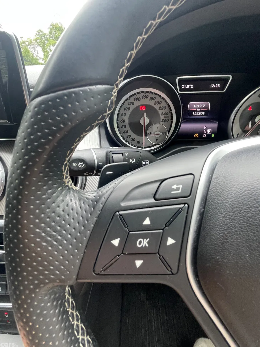 Mercedes-Benz GLA SUV, Diesel, 2015, Silver