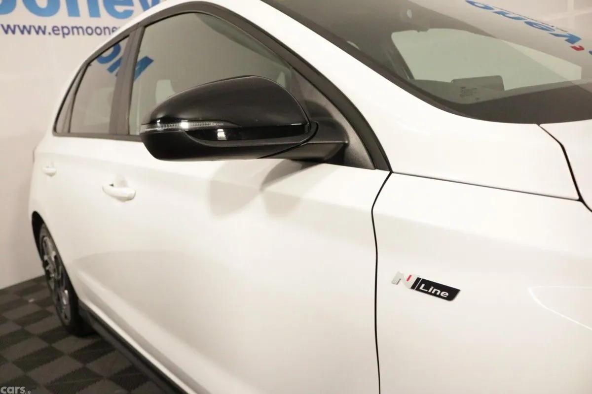 Hyundai i30 Hatchback, Petrol, 2025, White
