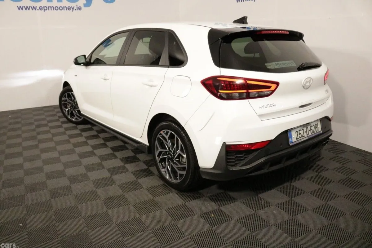Hyundai i30 Hatchback, Petrol, 2025, White