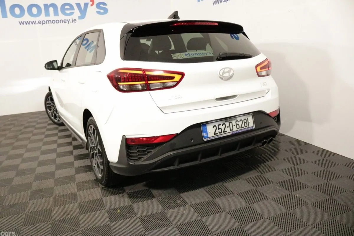 Hyundai i30 Hatchback, Petrol, 2025, White
