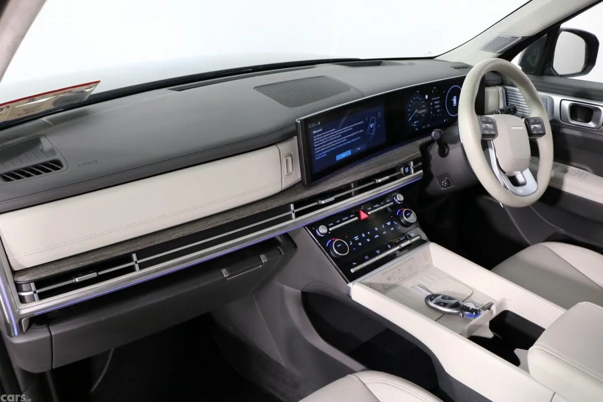 Hyundai Santa Fe SUV, Petrol Plug-in Hybrid, 2025, Grey