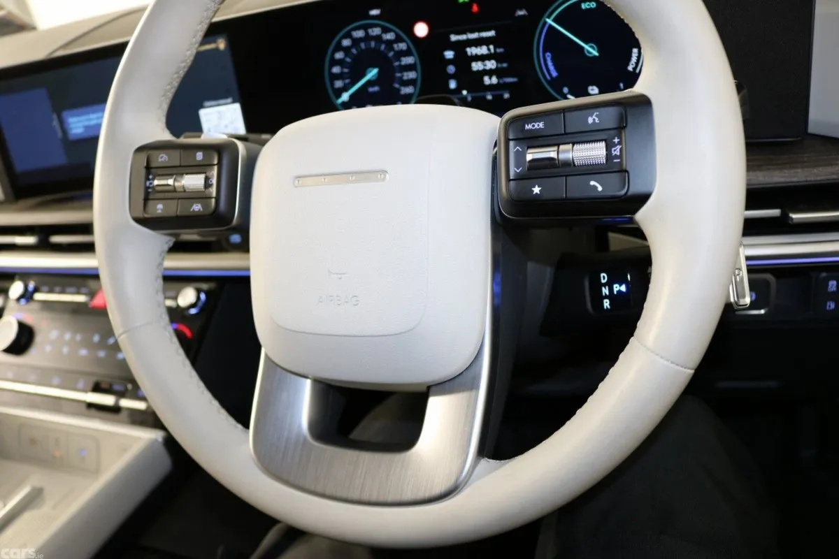 Hyundai Santa Fe SUV, Petrol Plug-in Hybrid, 2025, Grey