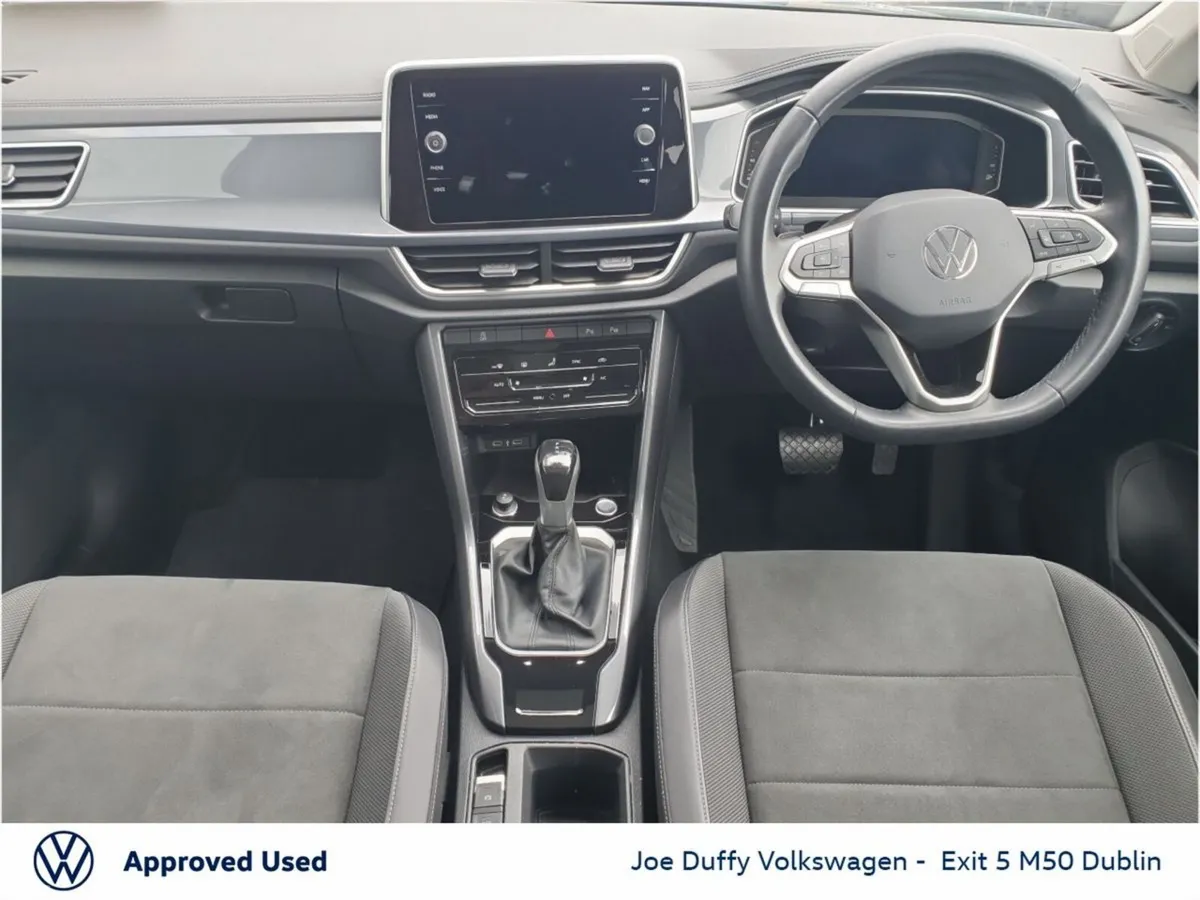 Volkswagen T-Roc SUV, Petrol, 2024, Blue