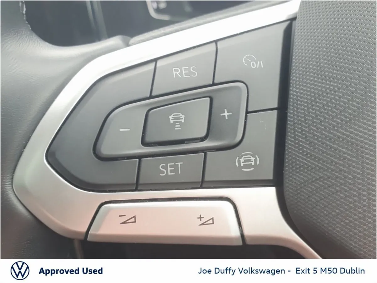 Volkswagen T-Roc SUV, Petrol, 2024, Grey