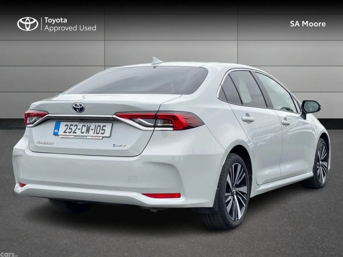 Toyota Corolla Saloon, Petrol Hybrid, 2025, Grey