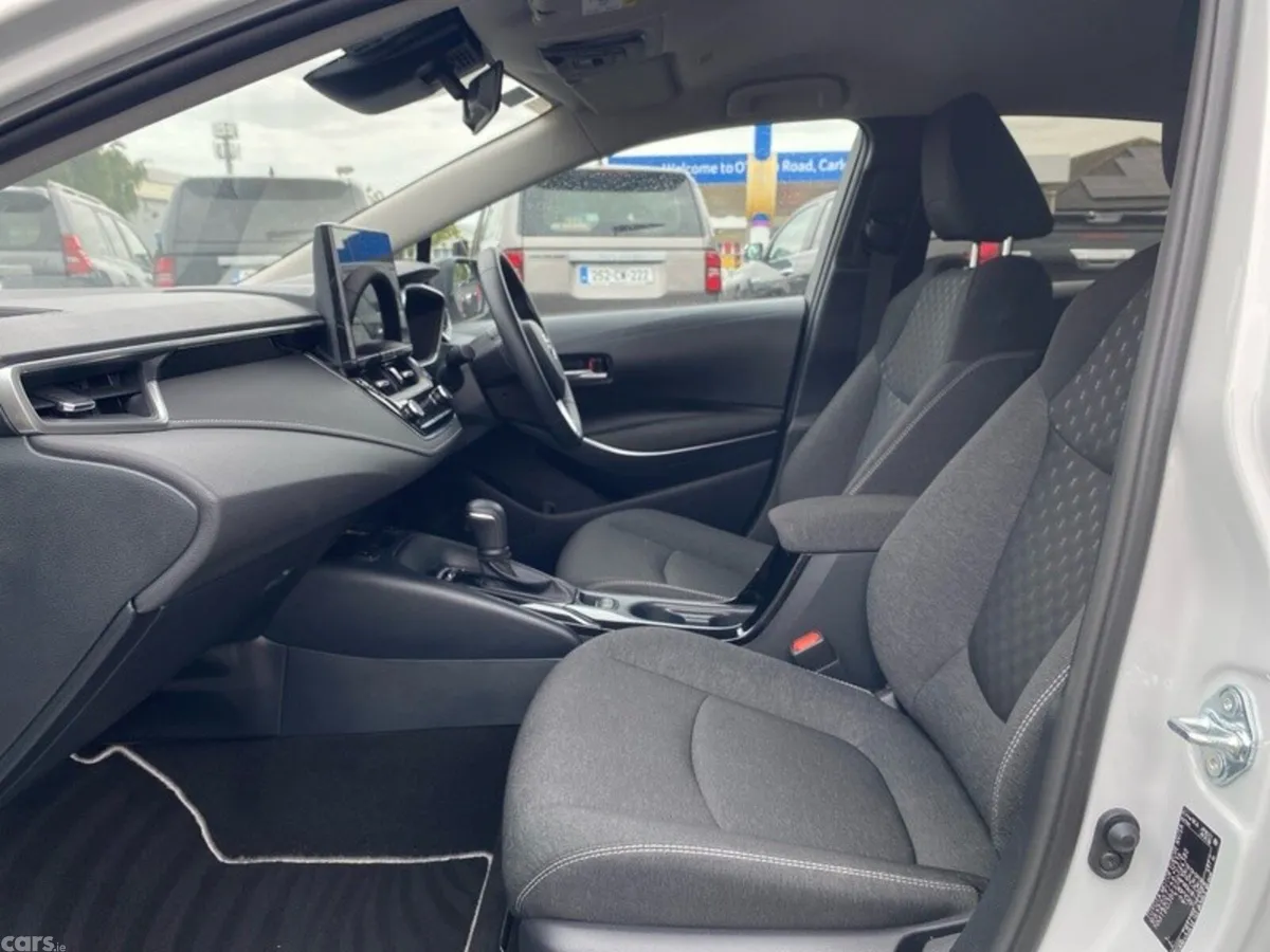 Toyota Corolla Saloon, Petrol Hybrid, 2025, Grey