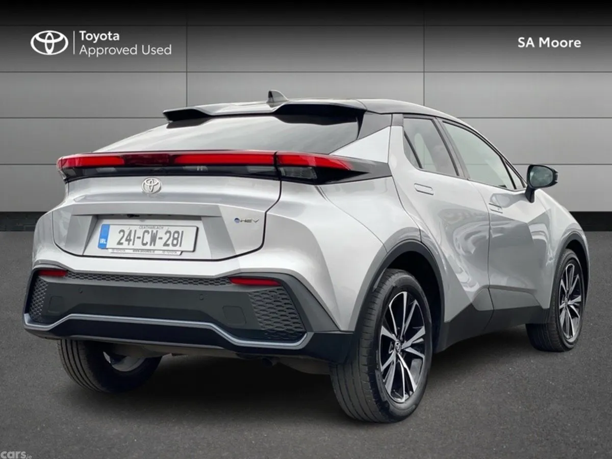 Toyota C-HR SUV, Petrol Hybrid, 2024, Grey