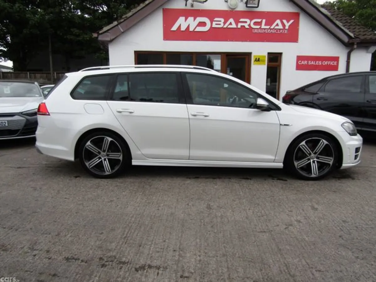 Volkswagen Golf Estate, Petrol, 2015, White