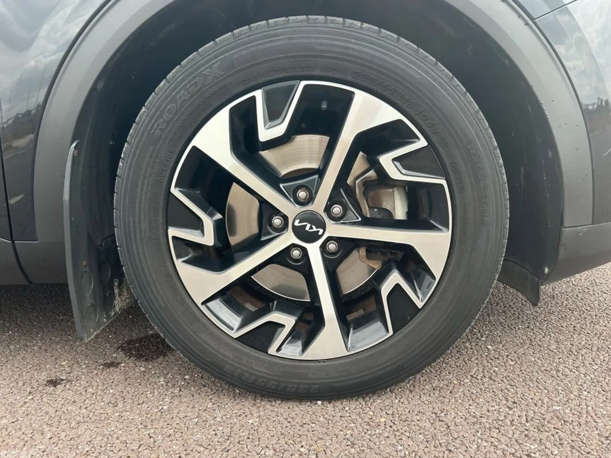 Kia Sportage SUV, Diesel Hybrid, 2023, Black