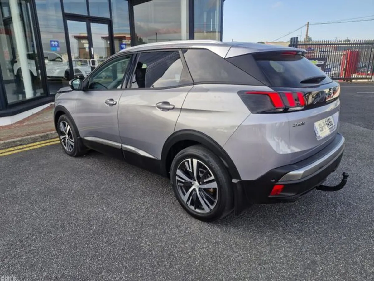 Peugeot 3008 MPV, Diesel, 2019, Grey
