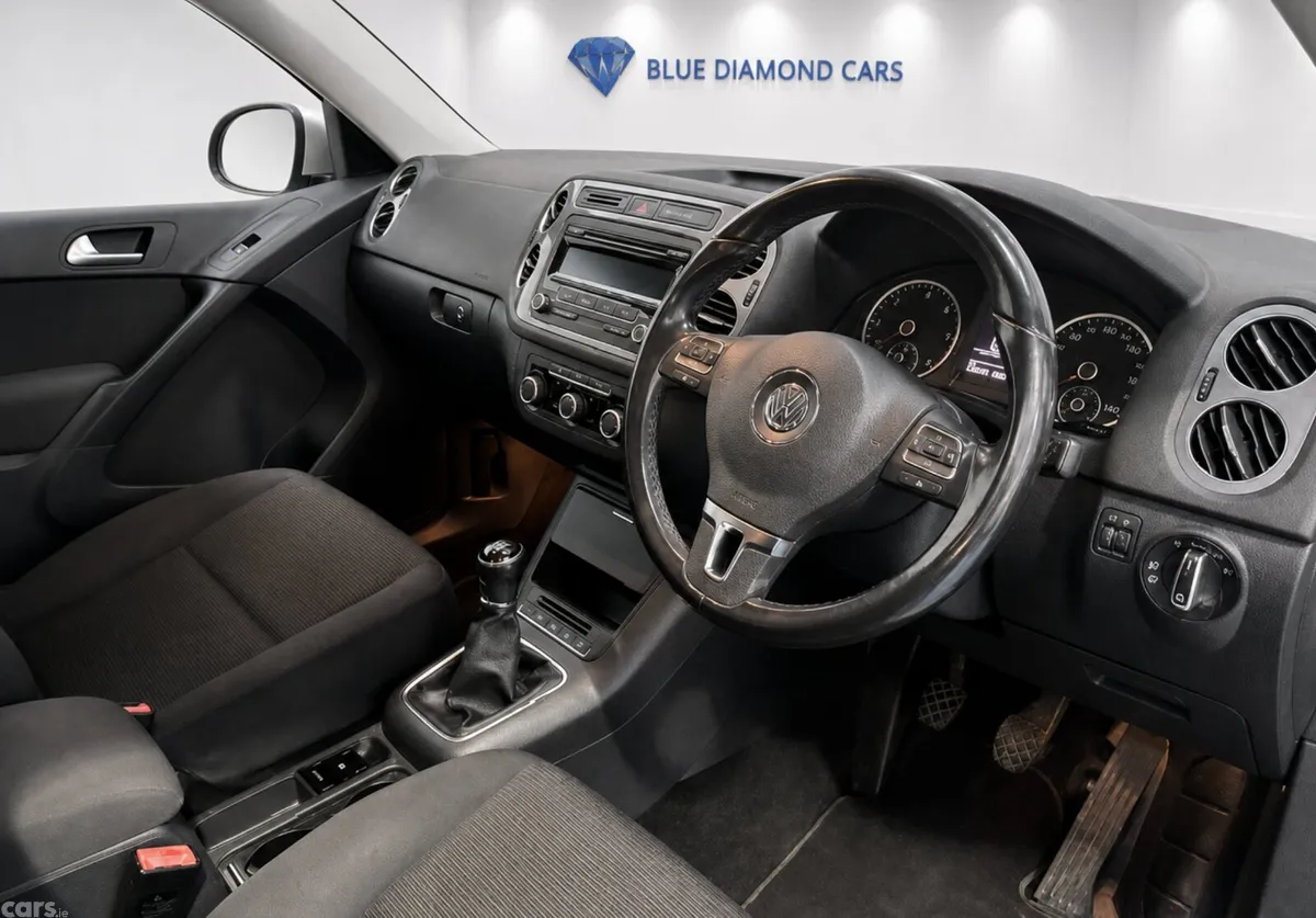 Volkswagen Tiguan SUV, Diesel, 2013, Brown