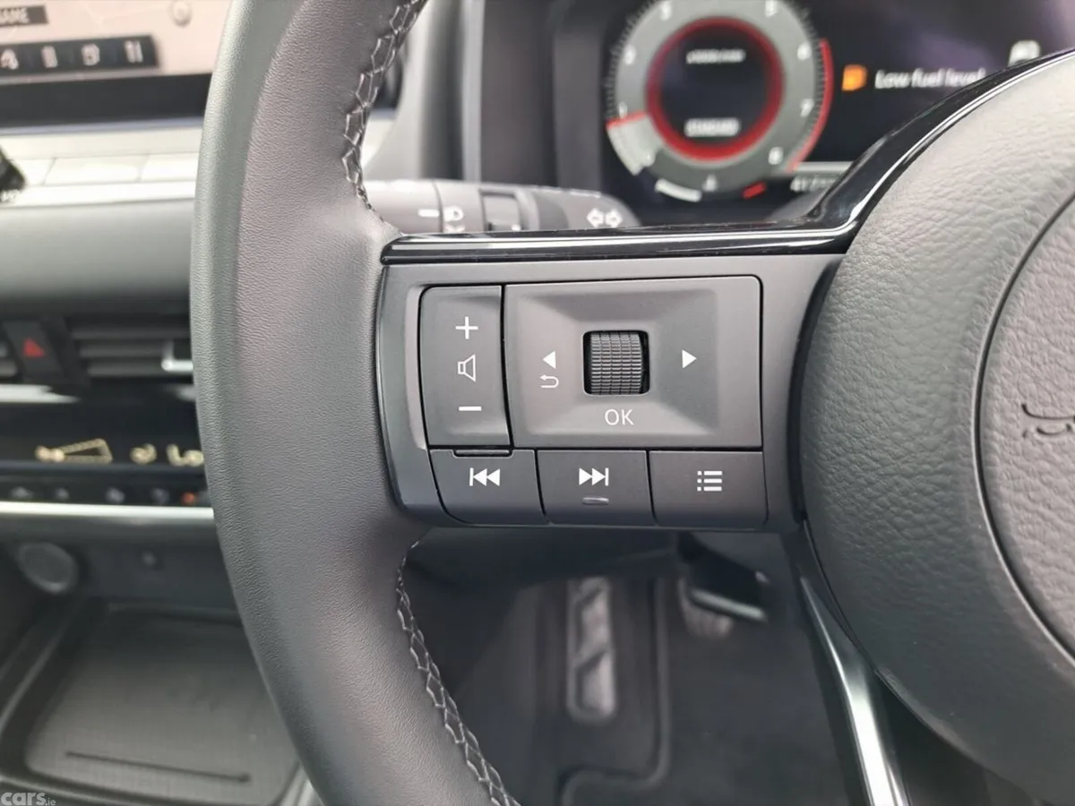 Nissan Qashqai SUV, Petrol, 2024, Grey