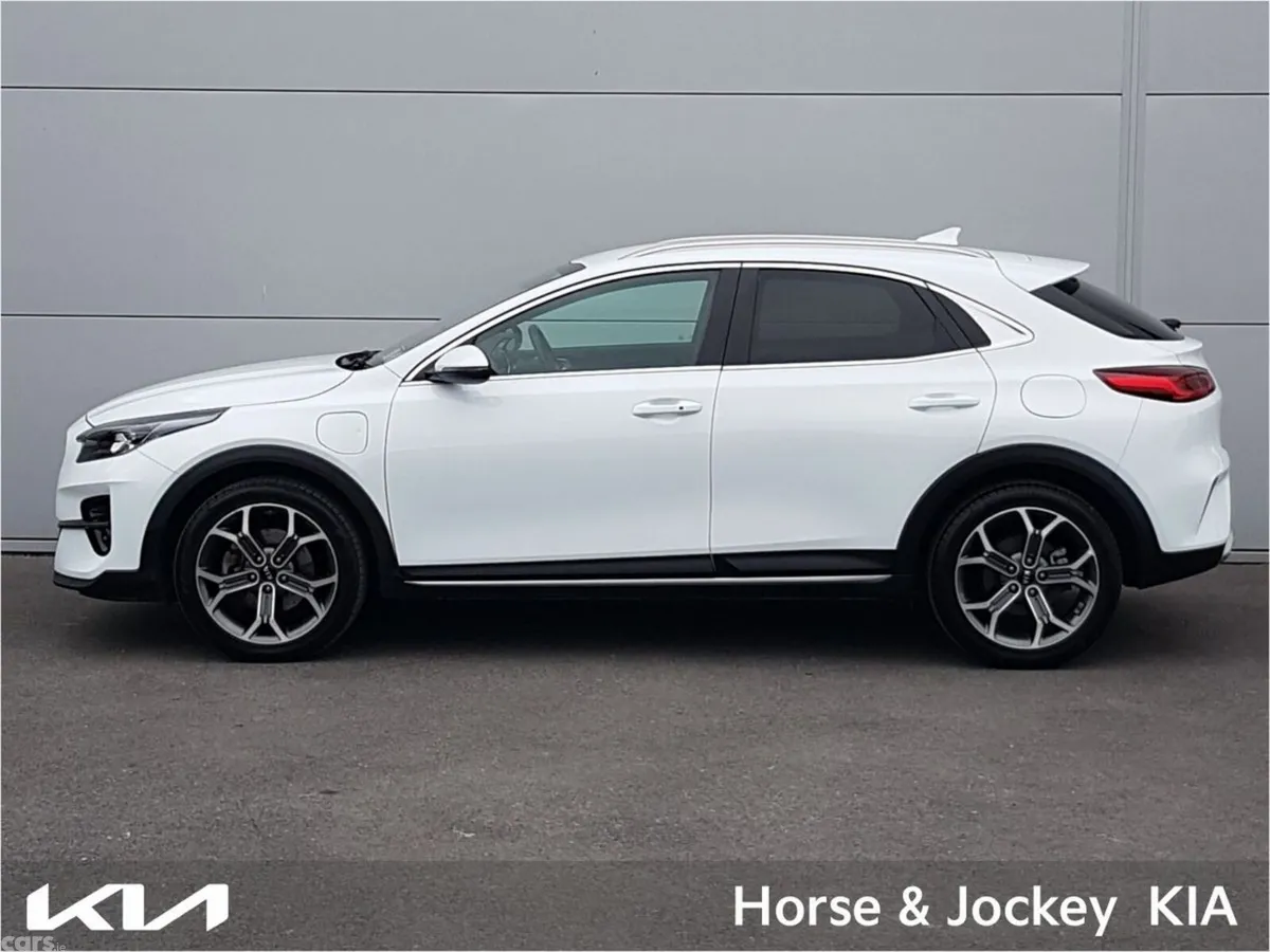 Kia XCeed Hatchback, Petrol Plug-in Hybrid, 2020, White