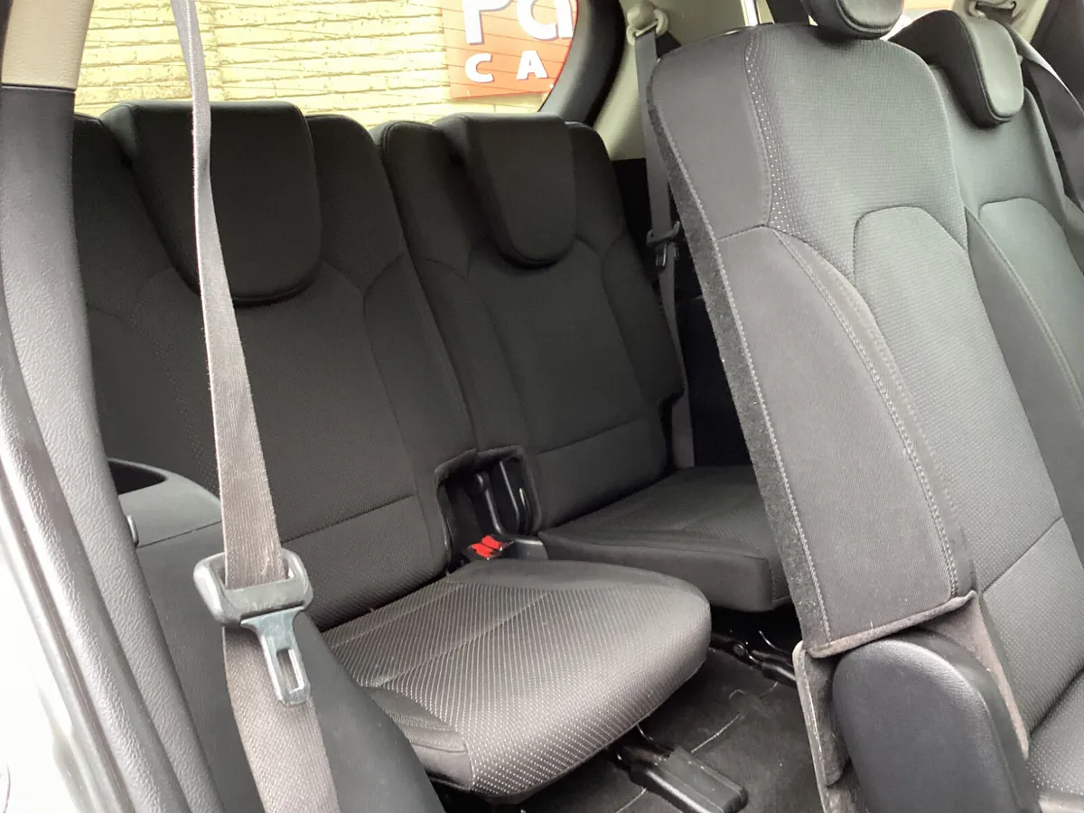 Kia Carens MPV, Diesel, 2015, Silver