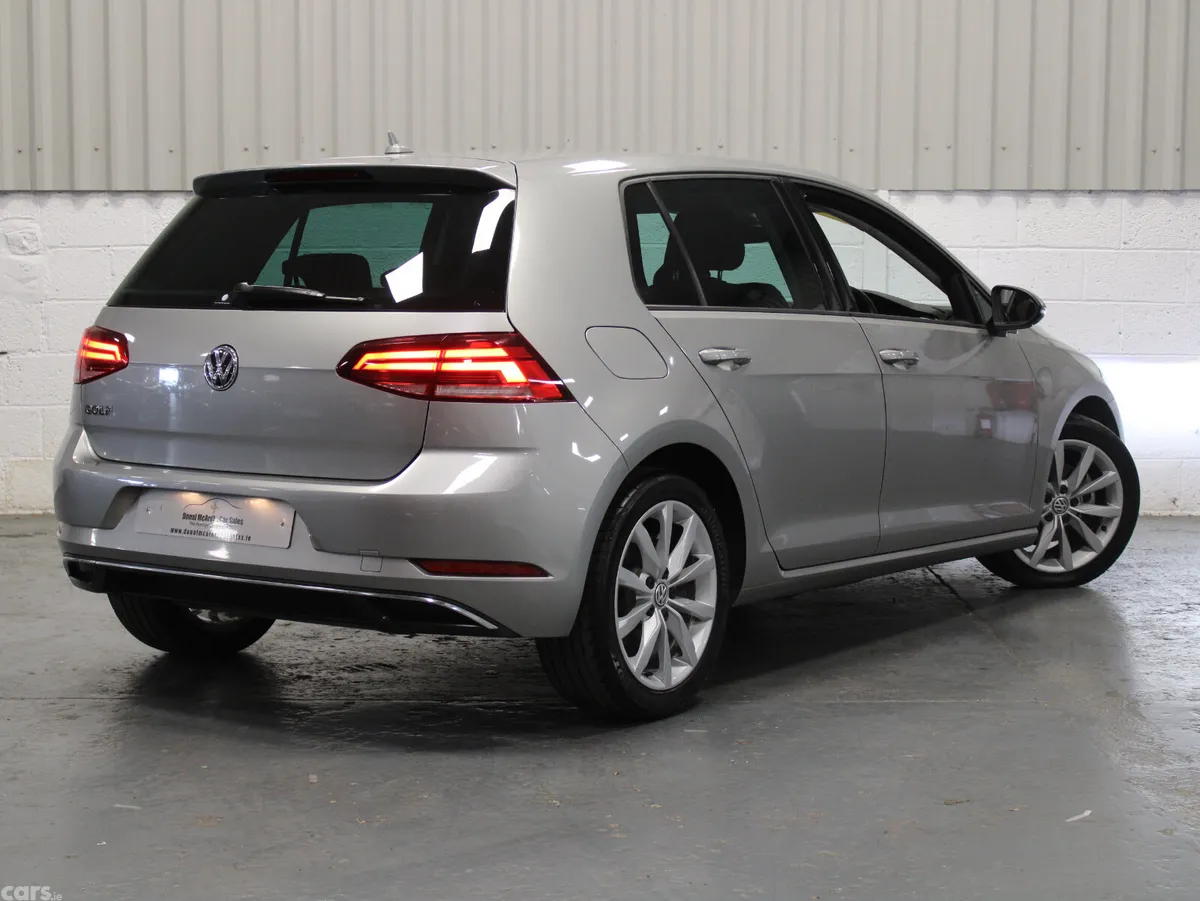 Volkswagen Golf Hatchback, Petrol, 2019, Silver