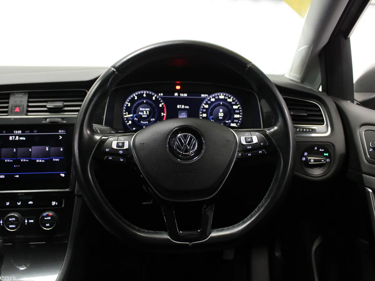 Volkswagen Golf Hatchback, Petrol, 2019, Silver