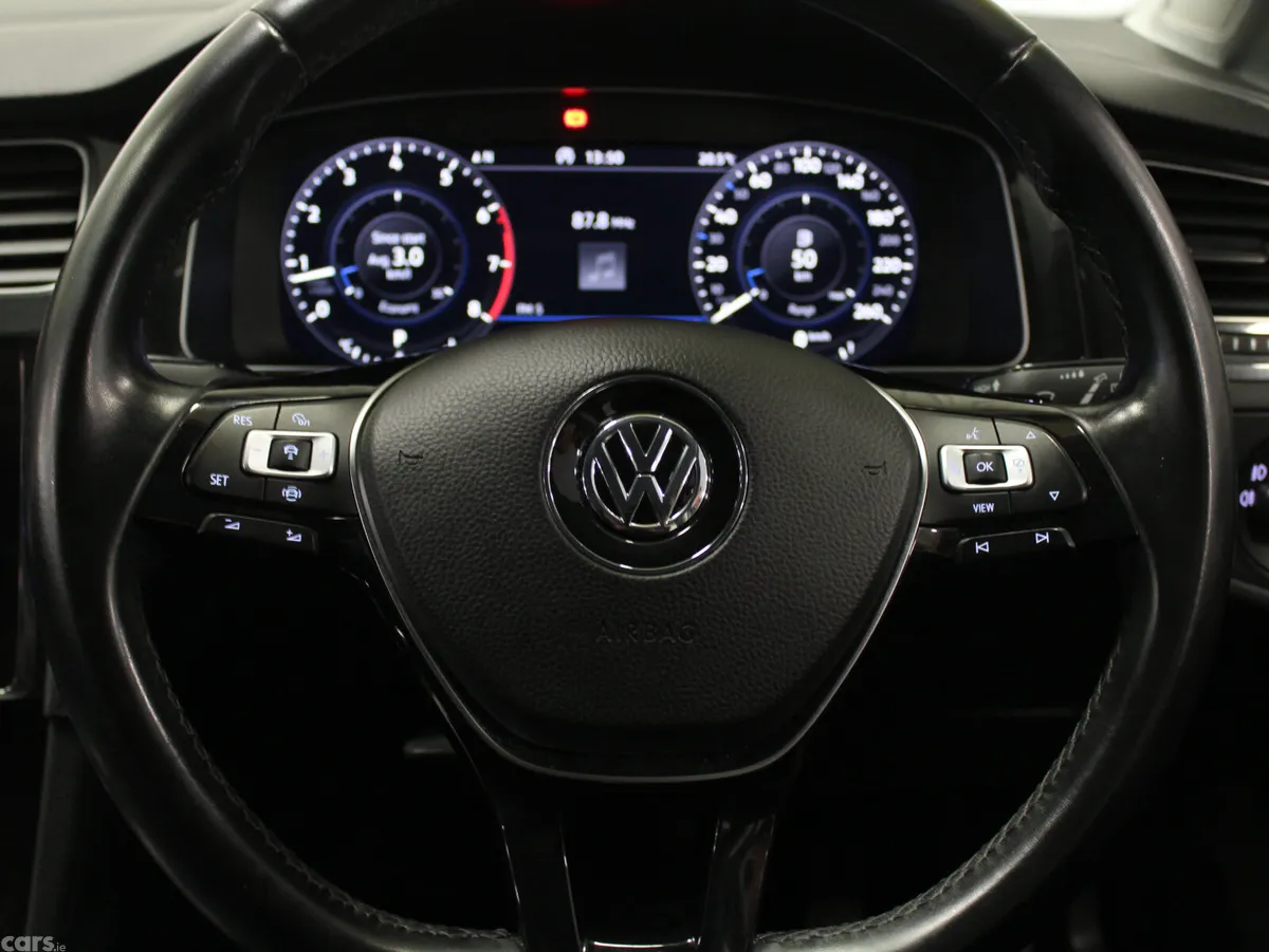 Volkswagen Golf Hatchback, Petrol, 2019, Silver