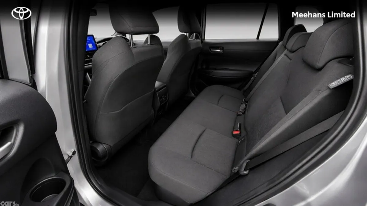 Toyota Corolla Cross Hatchback, Petrol Hybrid, 2024, Silver