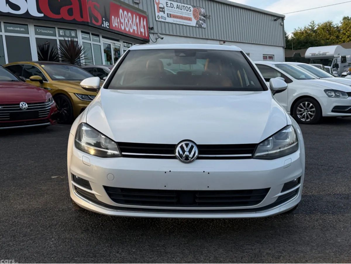Volkswagen Golf Hatchback, Petrol, 2014, White