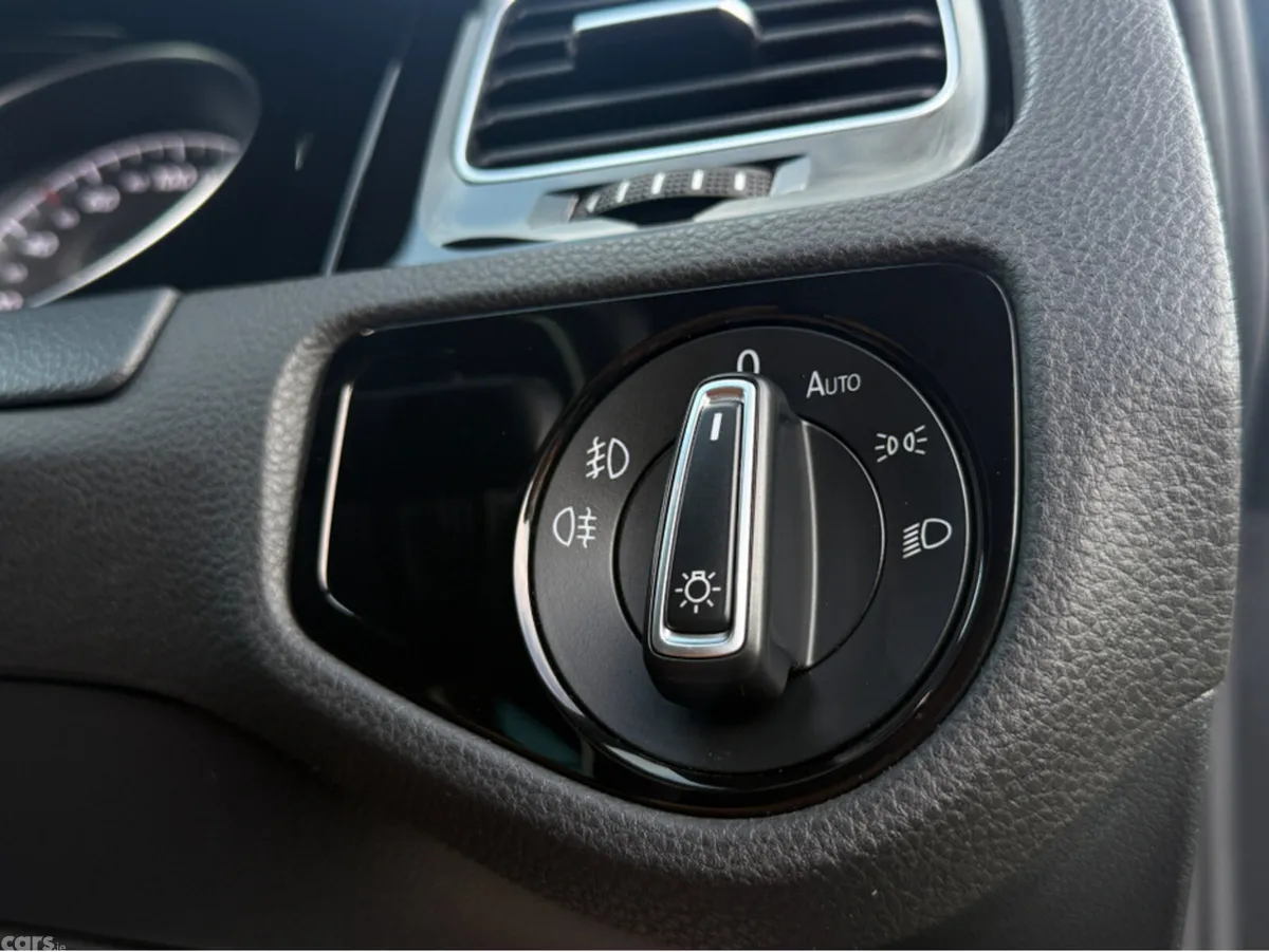 Volkswagen Golf Hatchback, Petrol, 2015, Black