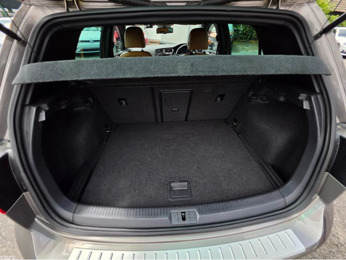 Volkswagen Golf Hatchback, Petrol, 2014, Grey
