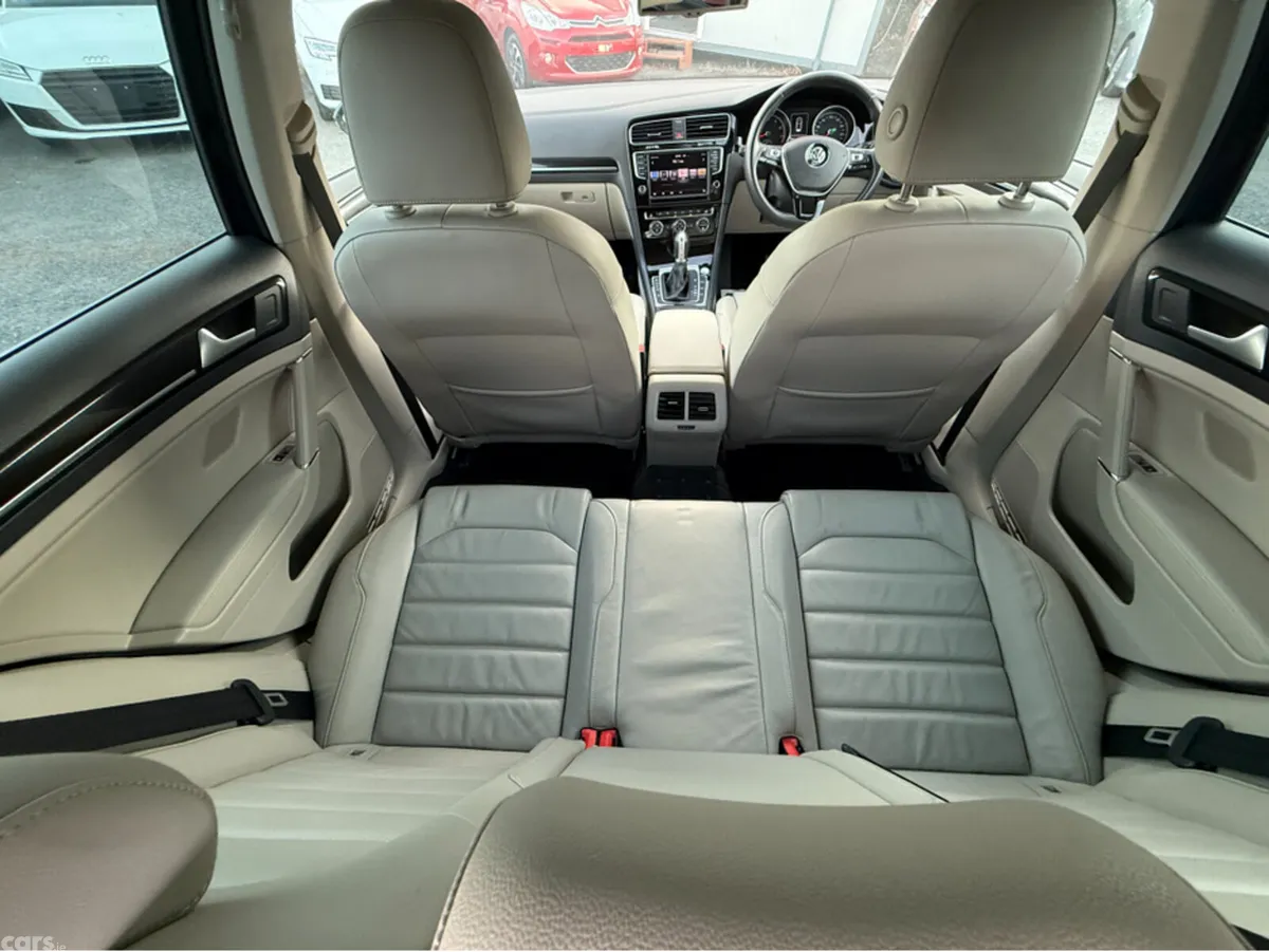 Volkswagen Golf Hatchback, Petrol, 2015, Blue
